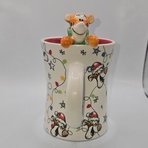 Zrike Brands Disney Tigger Christmas Mug Red Interior